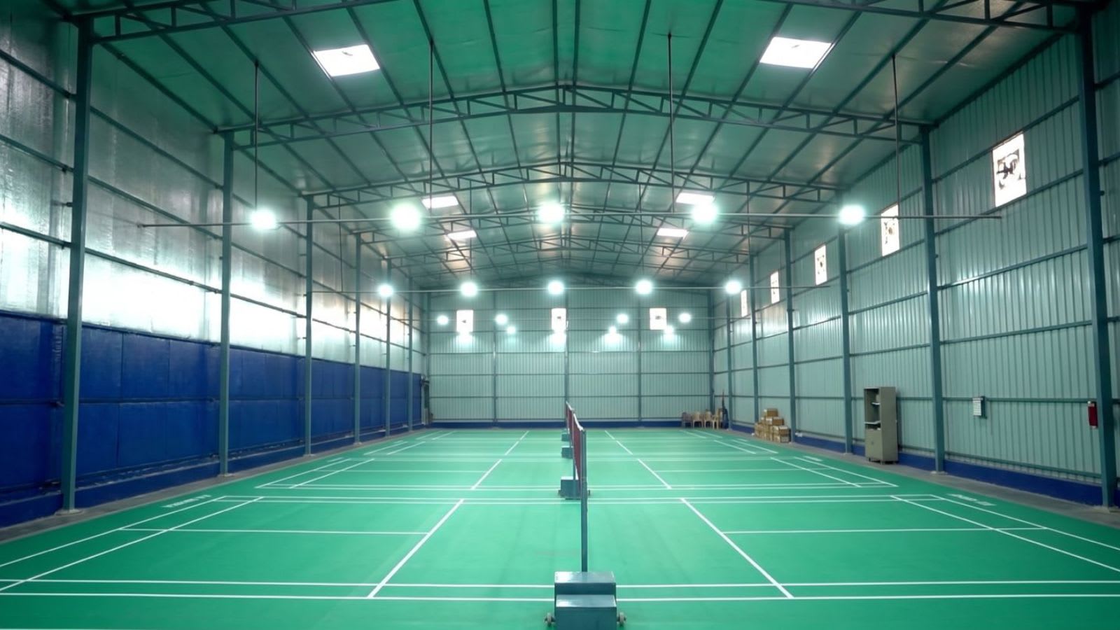 Hoppr | Gurgaon Sector 7 | Badminton and Turf — Badminton in Old Gurugram, Gurugram